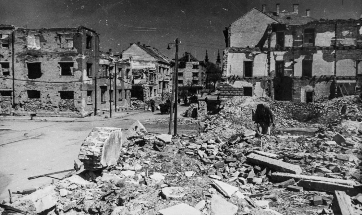 A soproni bombázás évfordulója